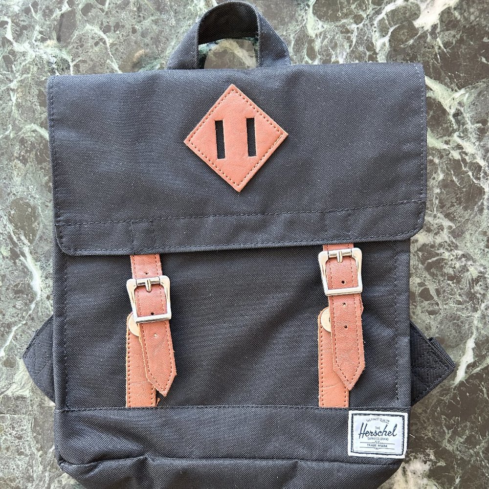 NWOT Brand New Herschel Supply Company Kids Mini Black Backpack